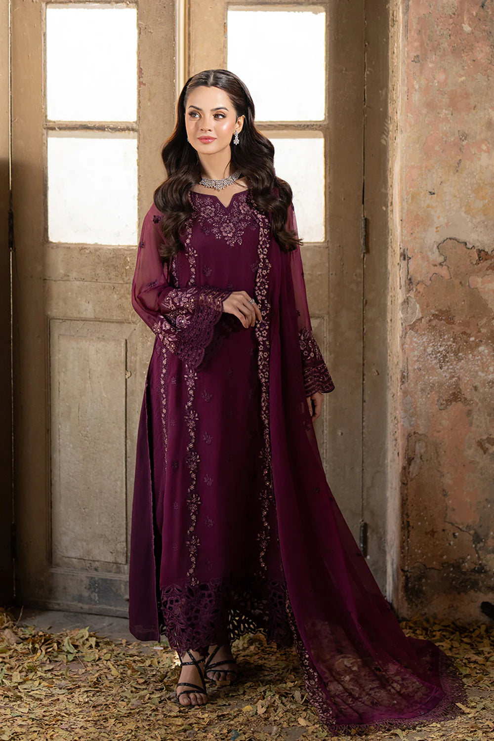 Azure - Merlot Grace String & Thread Azure - Merlot Grace String & Thread