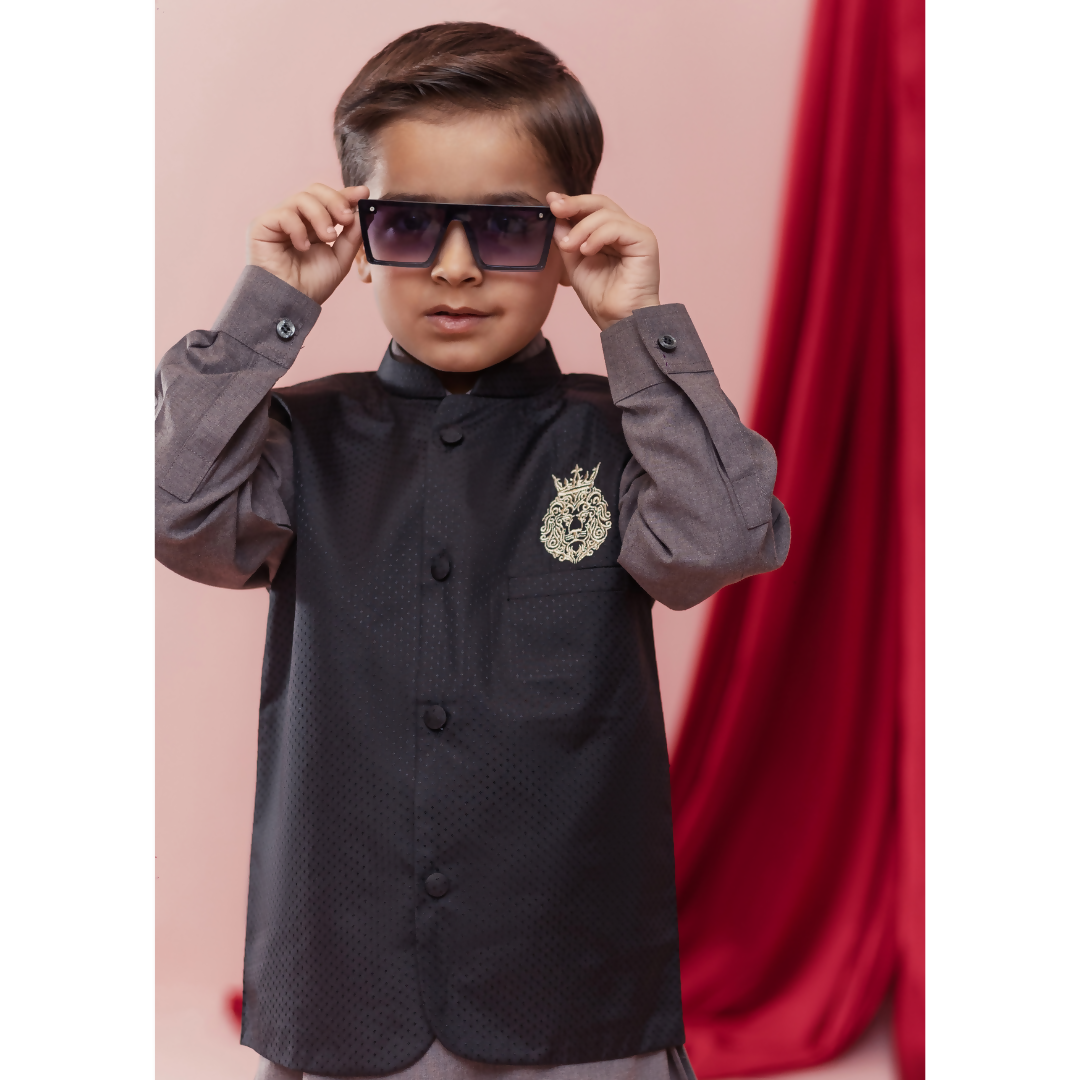 Cotton Dimples Royal Waistcoat With Zari Crest – String & Thread
