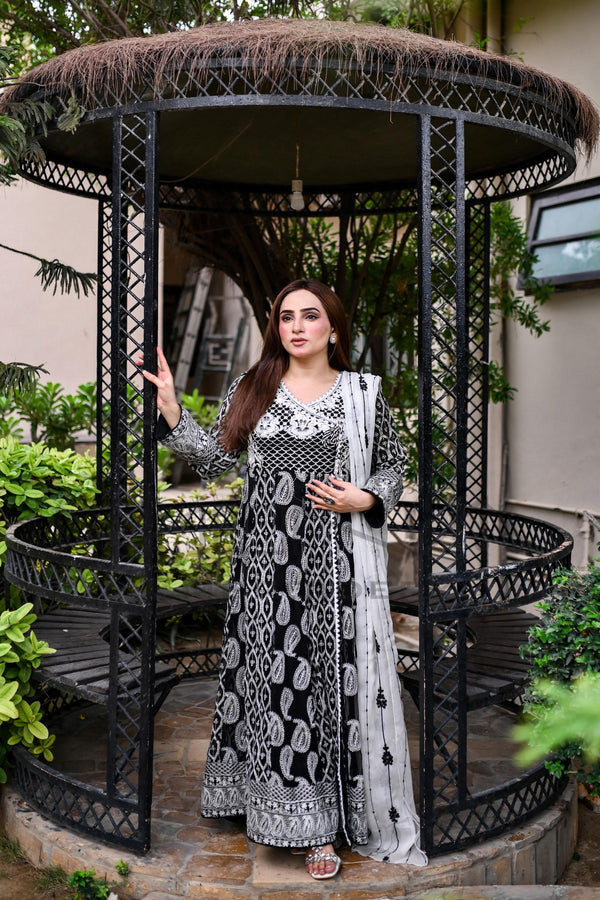 Mona - 08022311801