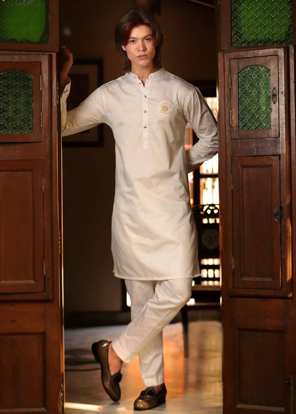 Feather white kurta pajama