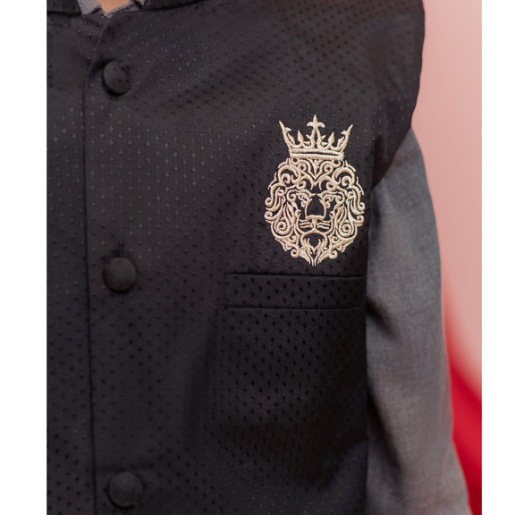 Cotton Dimples Royal Waistcoat With Zari Crest – String & Thread