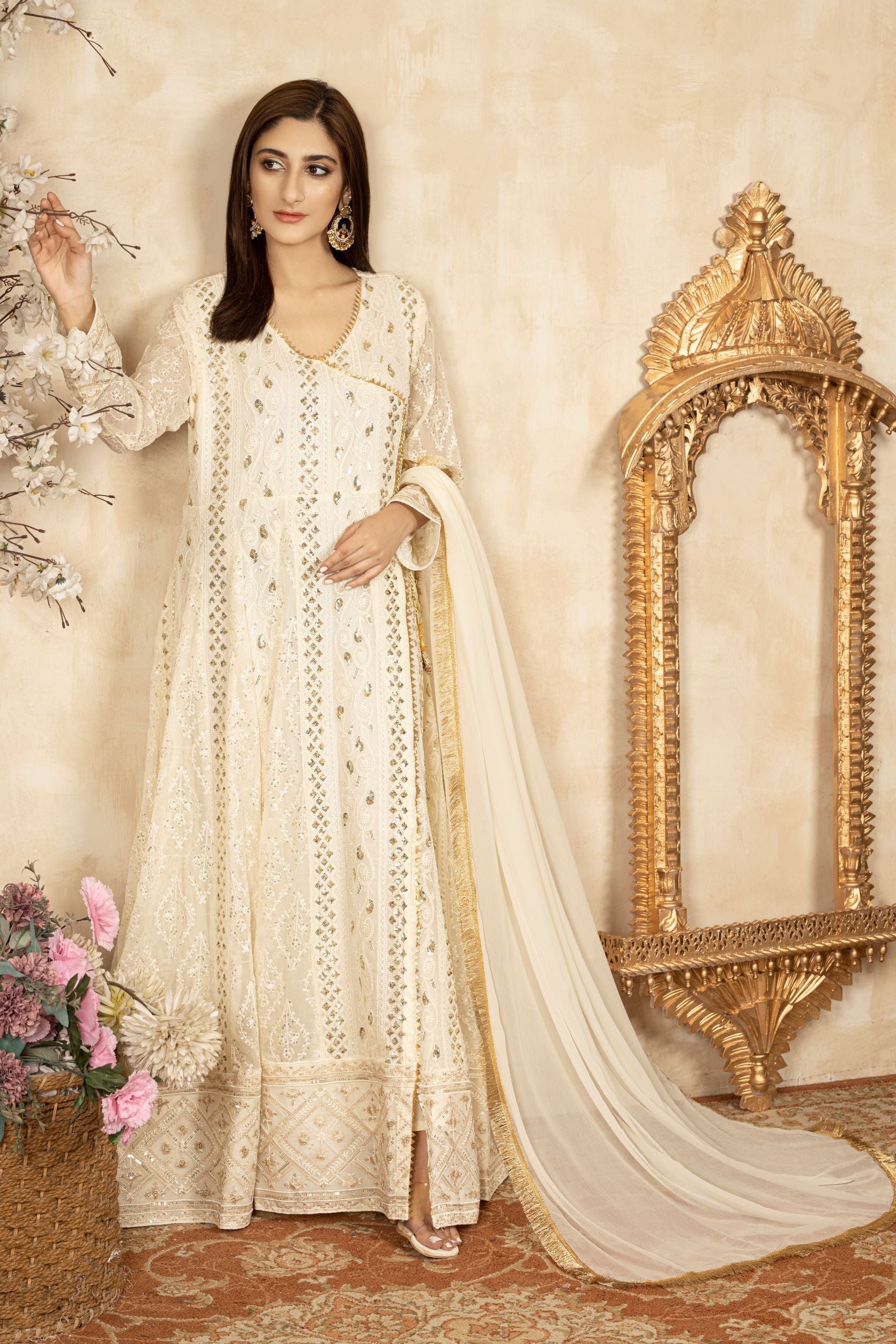 Mona - Perfect Zing – String & Thread