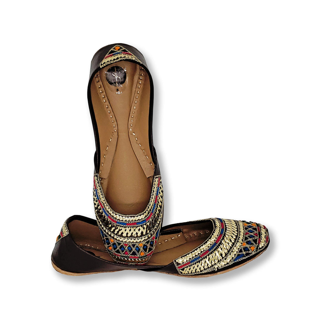 Khussa Pumps Women Shoes D2 - String & Thread